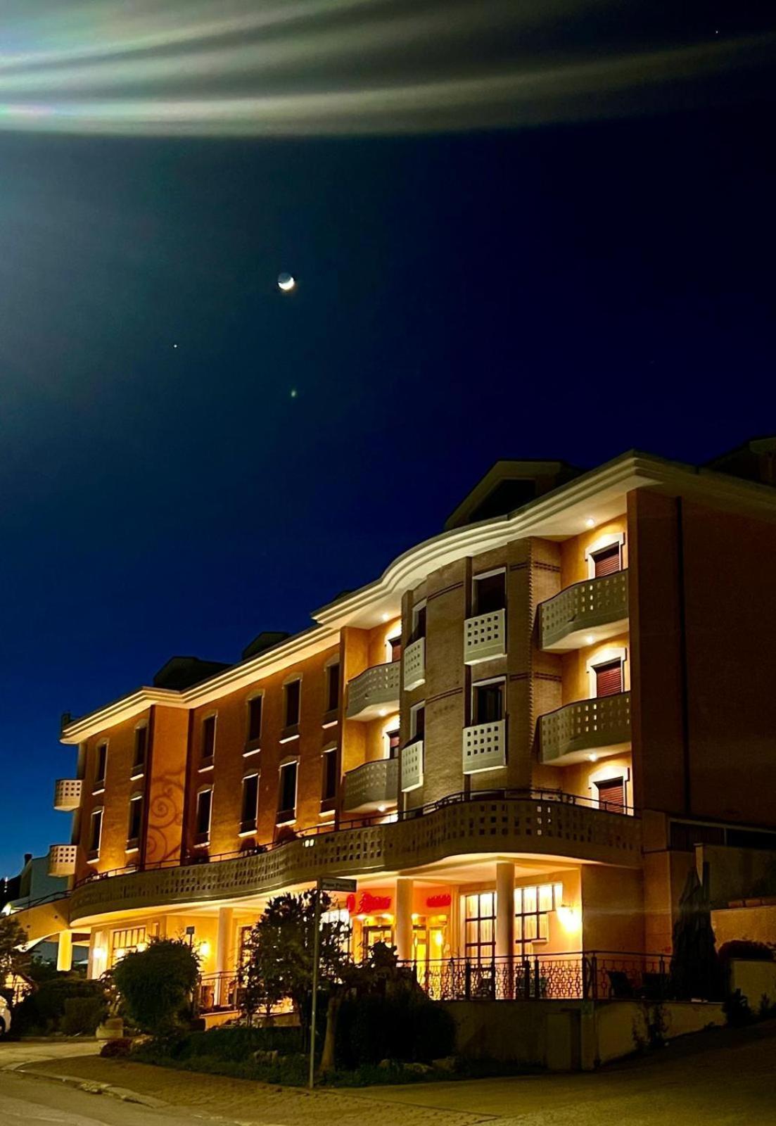 Valle Rossa Hotel 4*