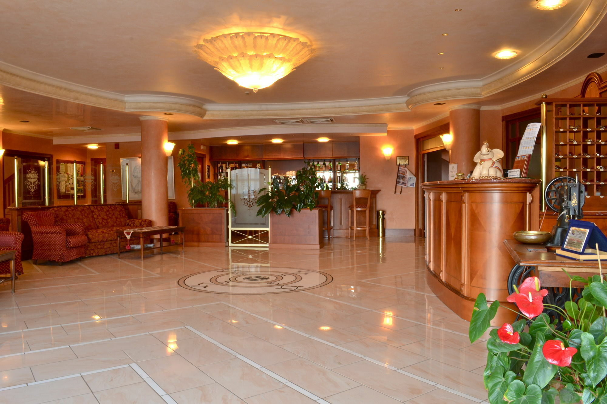 Valle Rossa 4*